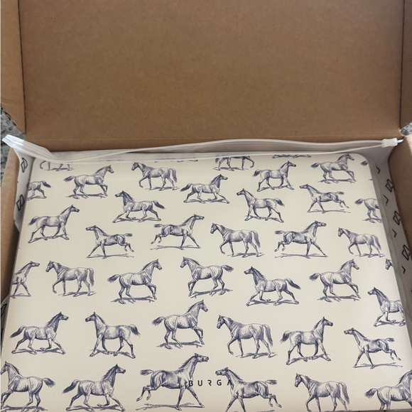 Burga Other - Burberry Equestrian Print Pouch